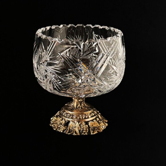 Vintage Hollywood Regency Crystal Cut Glass Pedestal Bowl / Trinket Dish. - Picture 5 of 9